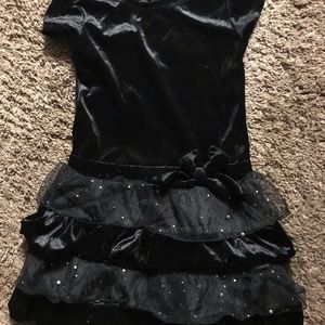 COOL, PLAY, DRESS-UP.  HAVE FUN 🎁🎈